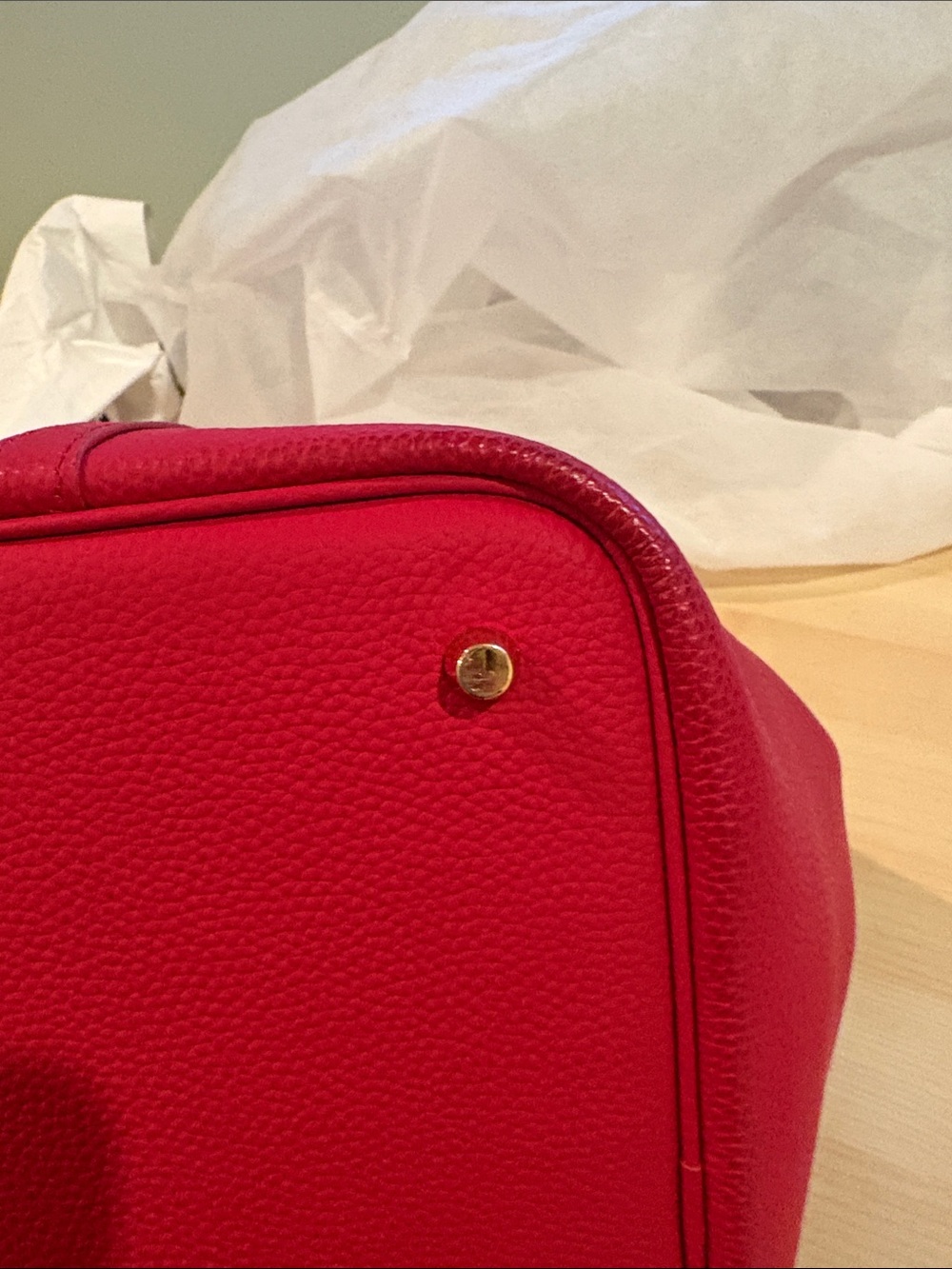 Red Leather Bucket Tote Handbag - Unbranded - Picture 7 of 16